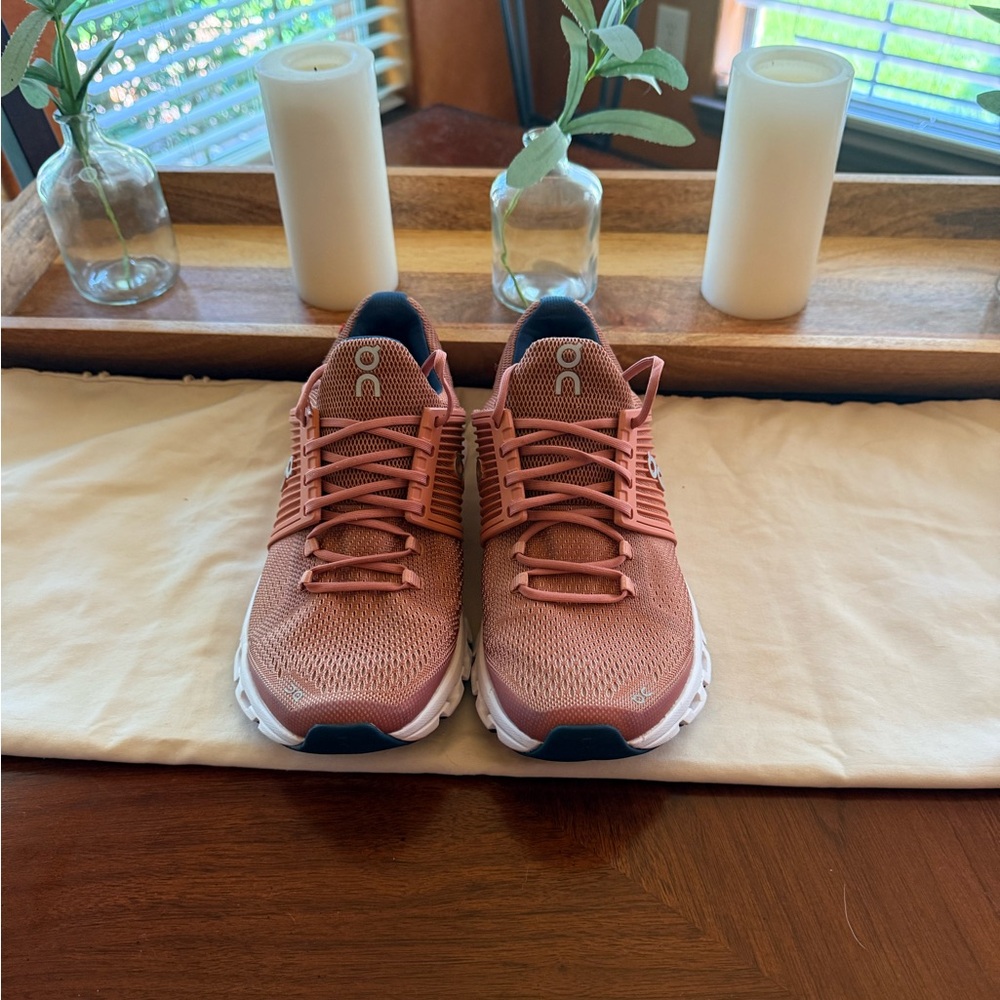 On Cloud Cloud Swift Women's Athletic Shoes Size 8.5